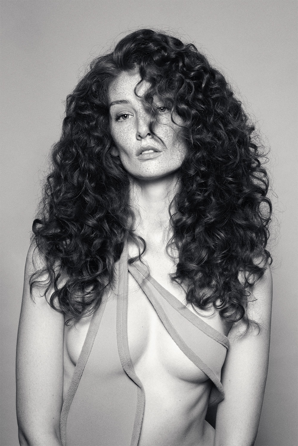 Long Voluminous Curls - Haarmacher Berlin - ECHO Collection